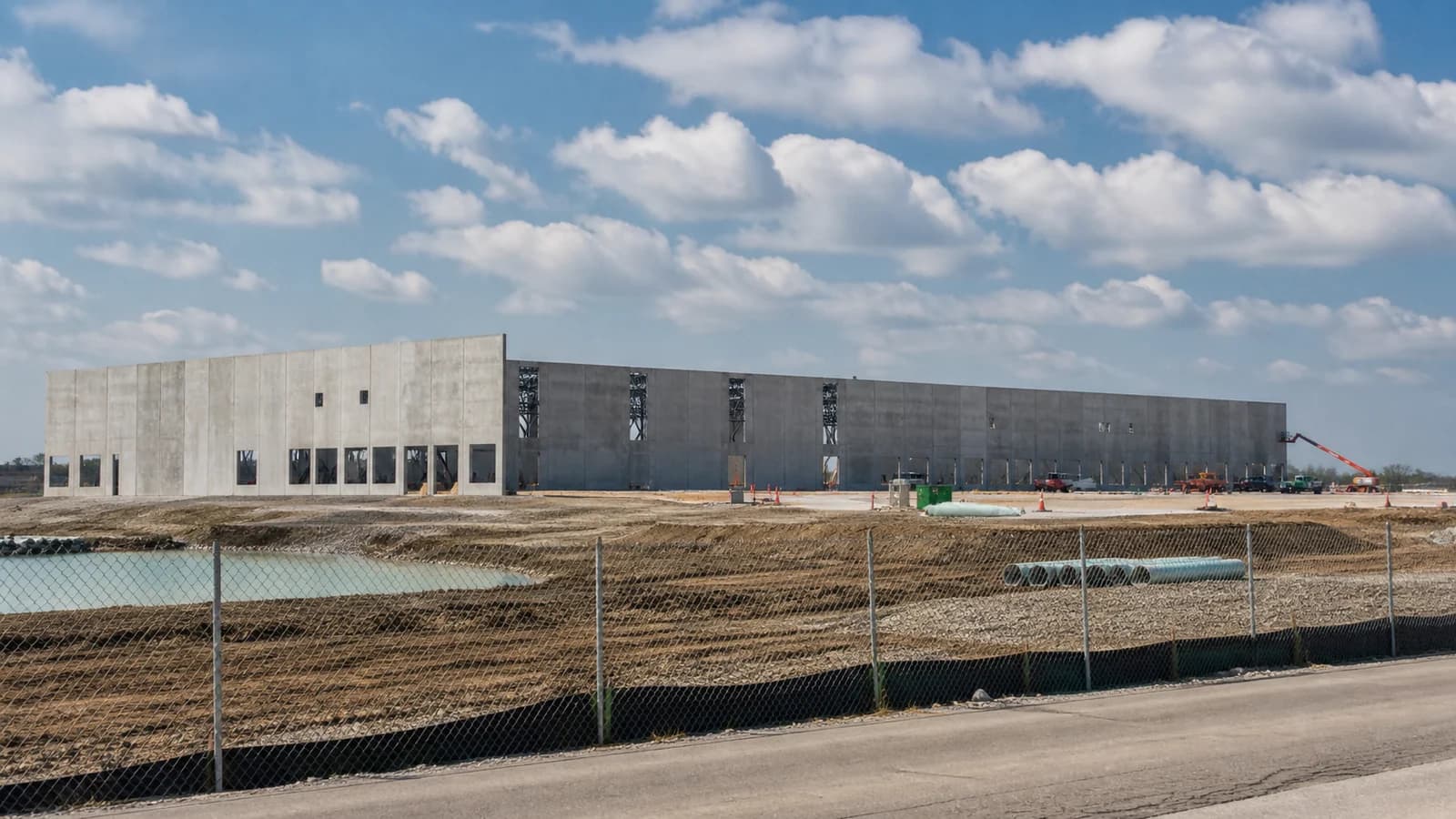 959,579-SF Spec Warehouse Breaks Ground in Columbus's Rickenbacker Area